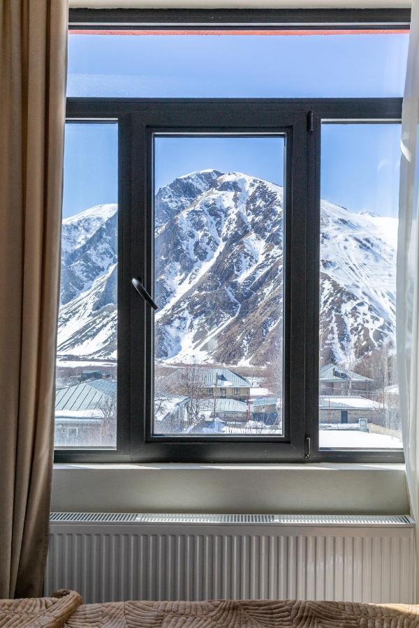 Cliff House Hotel Kazbegi Exterior foto