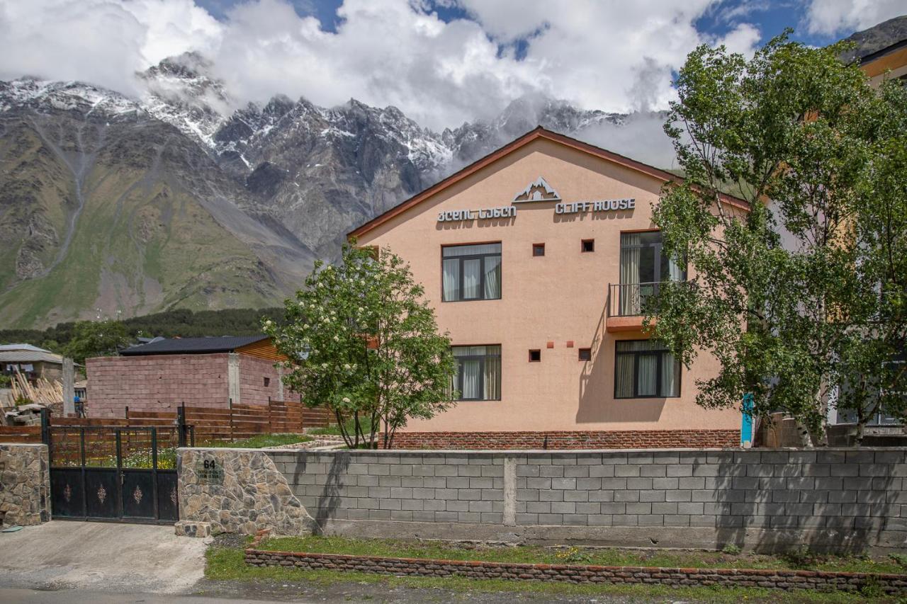 Cliff House Hotel Kazbegi Exterior foto