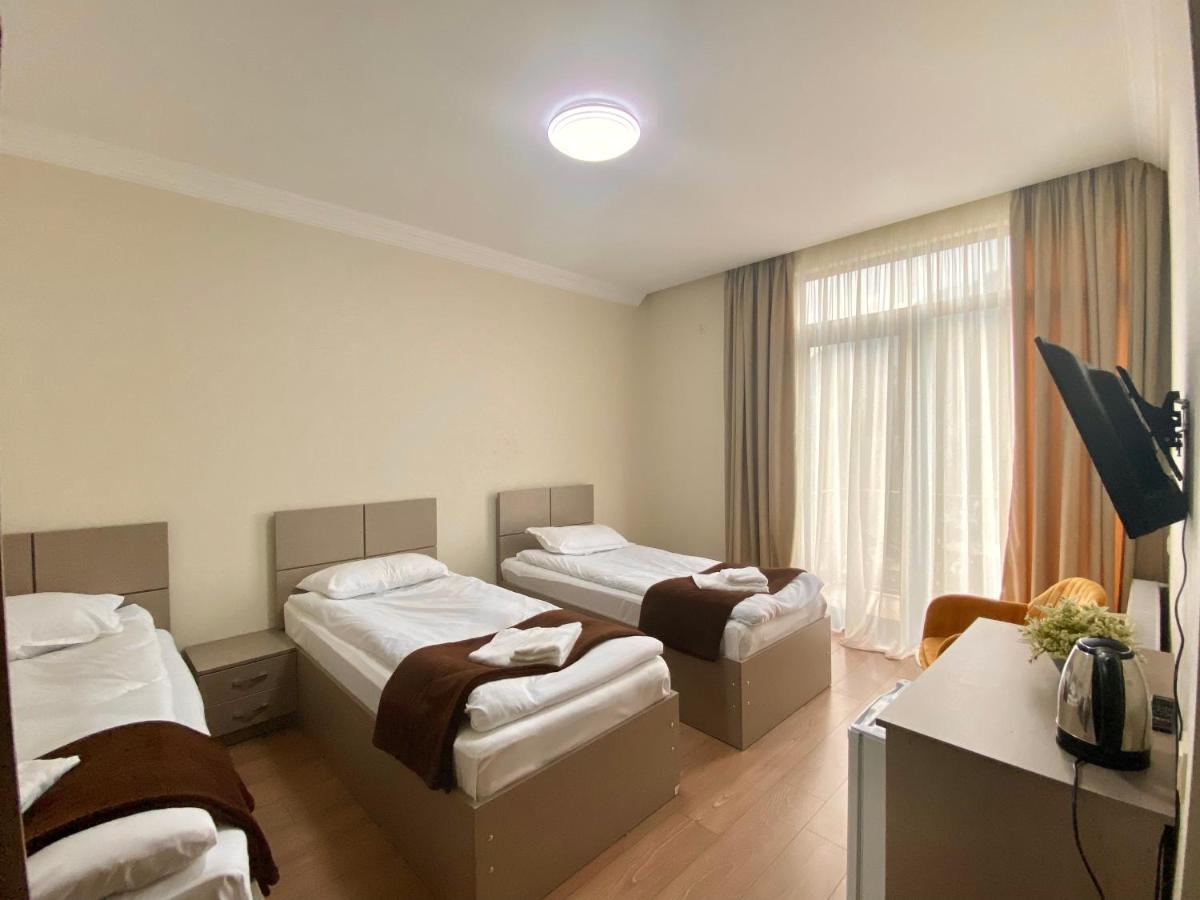 Cliff House Hotel Kazbegi Exterior foto